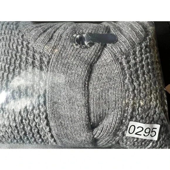 Womens Michael Kors Gray Metal Toggle Cardigan Sweater Wool Blend Size M EUC - Picture 13 of 13